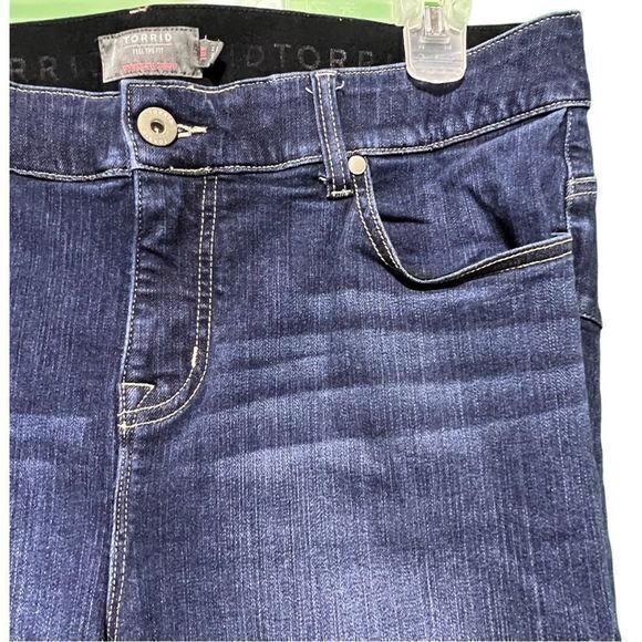 Torrid Size 18R Bombshell Skinny Premium Stretch Jeans‎ Blue - Picture 4 of 9